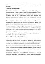 Eseja 'The benefits of school clubs and extracurricular activities', 11.